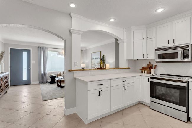 2740 E Vina Del Mar Blvd, House other with 4 bedrooms, 2 bathrooms and null parking in ST PETE BEACH FL | Image 8