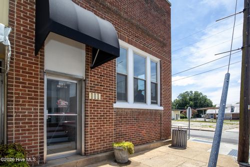 111 S Pine St, Spring Hope, NC, 27882-9555 | Card Image