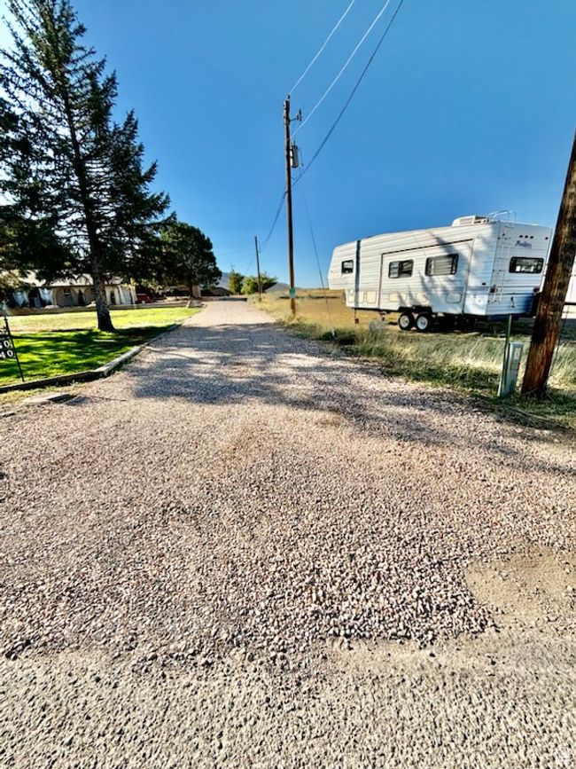 View of driveway | Image 89