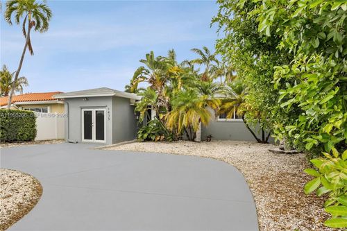 1435 Johnson St, Hollywood, FL, 33020-3708 | Card Image