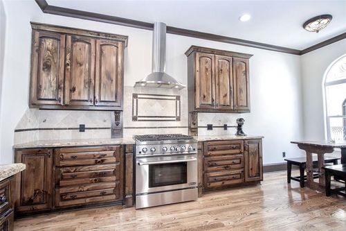 c-1241 W 24th Street, Houston, TX, 77008 | Card Image