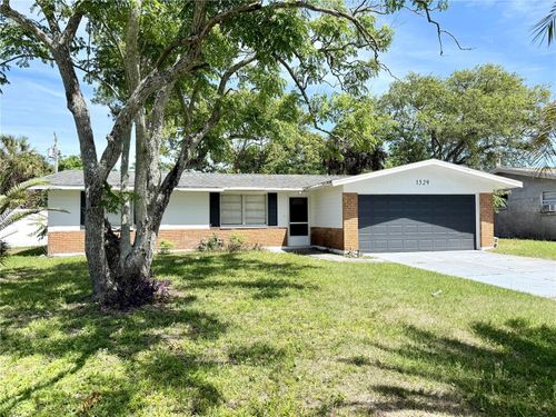 1529 Culverhouse Dr, DAYTONA BEACH, FL, 32117-1811 | Card Image
