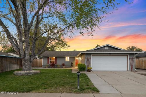 4201 Santa Maria Dr, Reno, NV, 89502-4935 | Card Image
