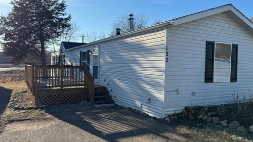 trlr-122-13100 318th St, LINDSTROM, MN, 55045-0018 | Card Image
