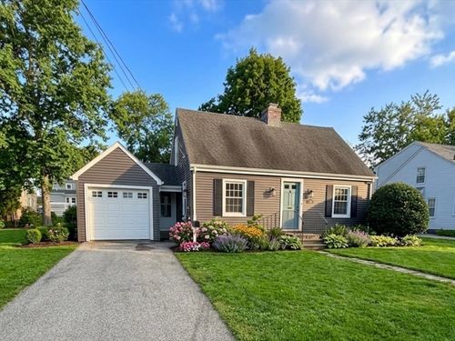 8 Birmingham Rd, Worcester, MA, 01606-1509 | Card Image