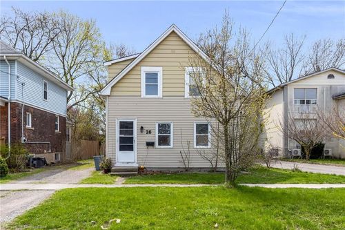 26 Dacotah St, Saint Catharines, ON, L2R1Z4 | Card Image