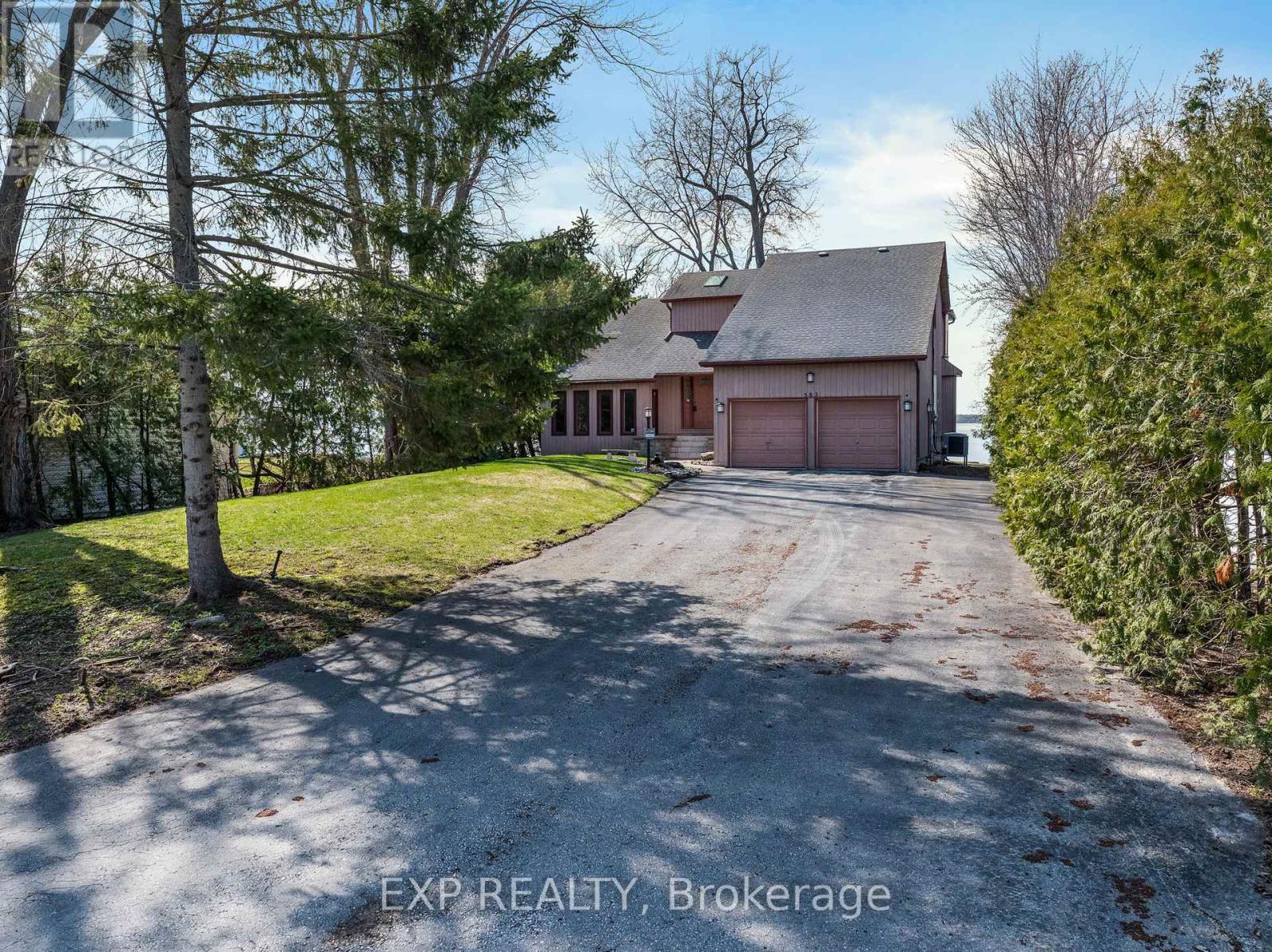 Residential in Georgina (Pefferlaw) 3