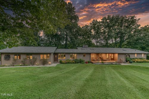 19080 N Fork River Rd, Abingdon, VA, 24210-4560 | Card Image