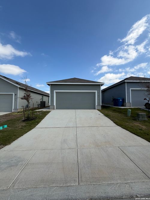 3726 Glade Crk, San Antonio, TX, 78245-5152 | Card Image