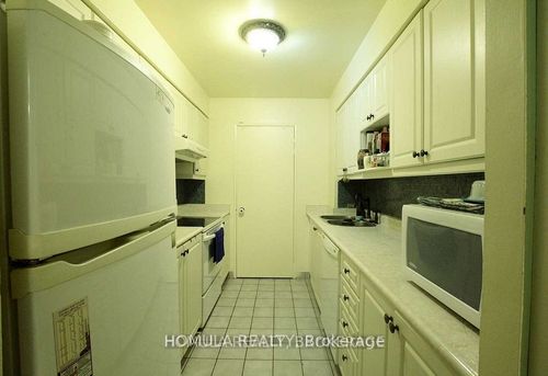 303-250 Jarvis Street, Toronto, ON, M5B2L2 | Card Image