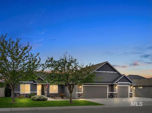 1103 Palace Ave, Emmett, ID, 83617 | Card Image