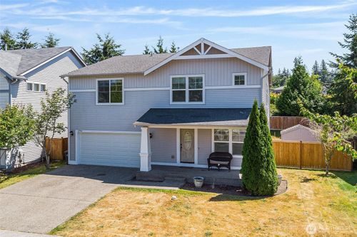 4754 Mount Baker Loop, Mount Vernon, WA, 98273-9439 | Card Image