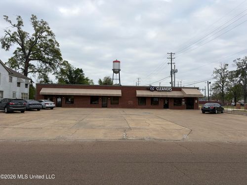309 W Church Street, Greenwood, MS, 38930 | Card Image