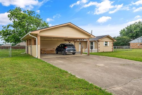 1601 Elizabeth St, Kaufman, TX, 75142-3319 | Card Image