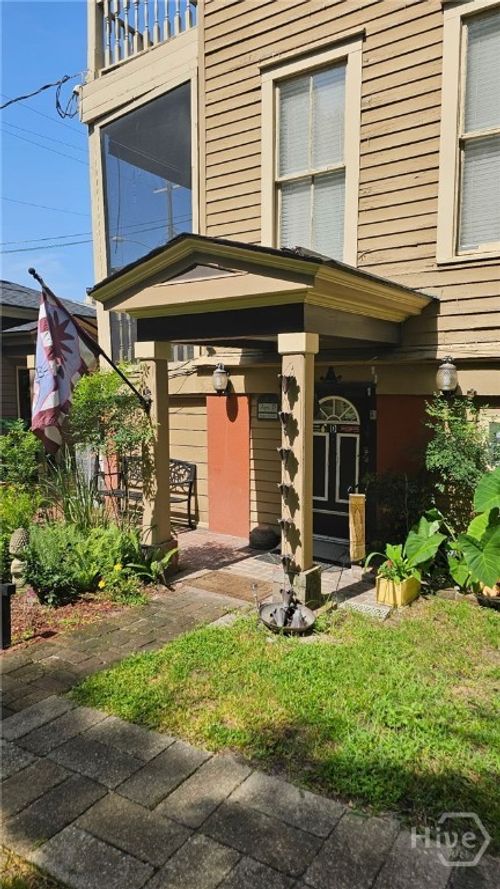 d-109 E Park Ave, savannah, GA, 31401-6553 | Card Image