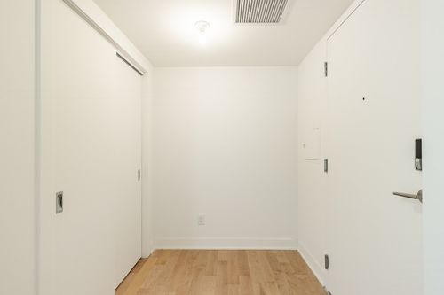 1702-60 Rue De L'Éclipse, Brossard, QC, J4Z0T7 | Card Image