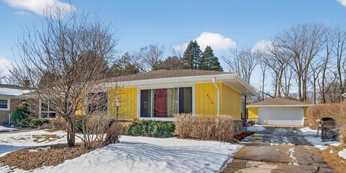 5114 Ruby Avenue, Caledonia, WI, 53402 | Card Image