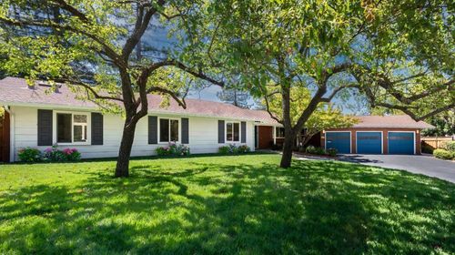 23 Shasta Ln, Menlo Park, CA, 94025-7049 | Card Image