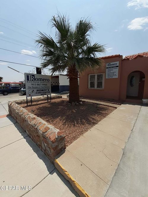 2615 N N. Piedras Street, El Paso, TX, 79930 | Card Image