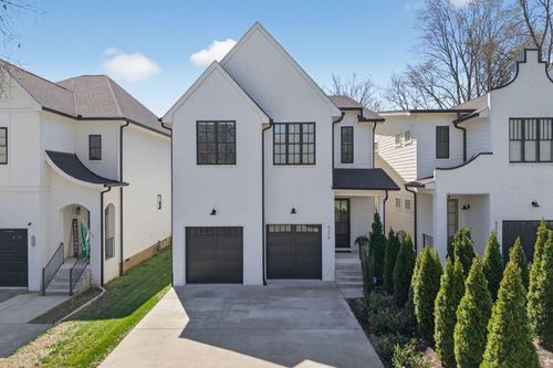 a-921A Woodmont Blvd, Nashville, TN, 37204-3309 | Card Image