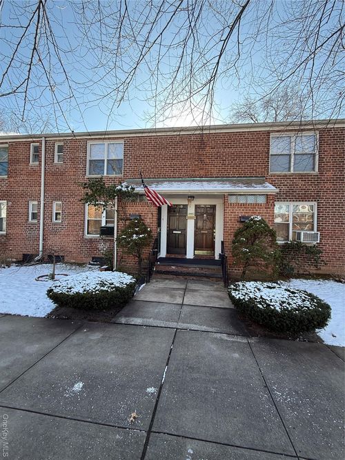 a-194 39th Ave, Flushing, NY, 11358-4007 | Card Image