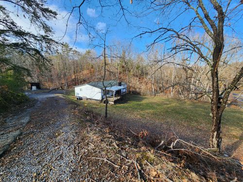 3909 Longdale Furnace Rd, Clifton Forge, VA, 24422-3503 | Card Image