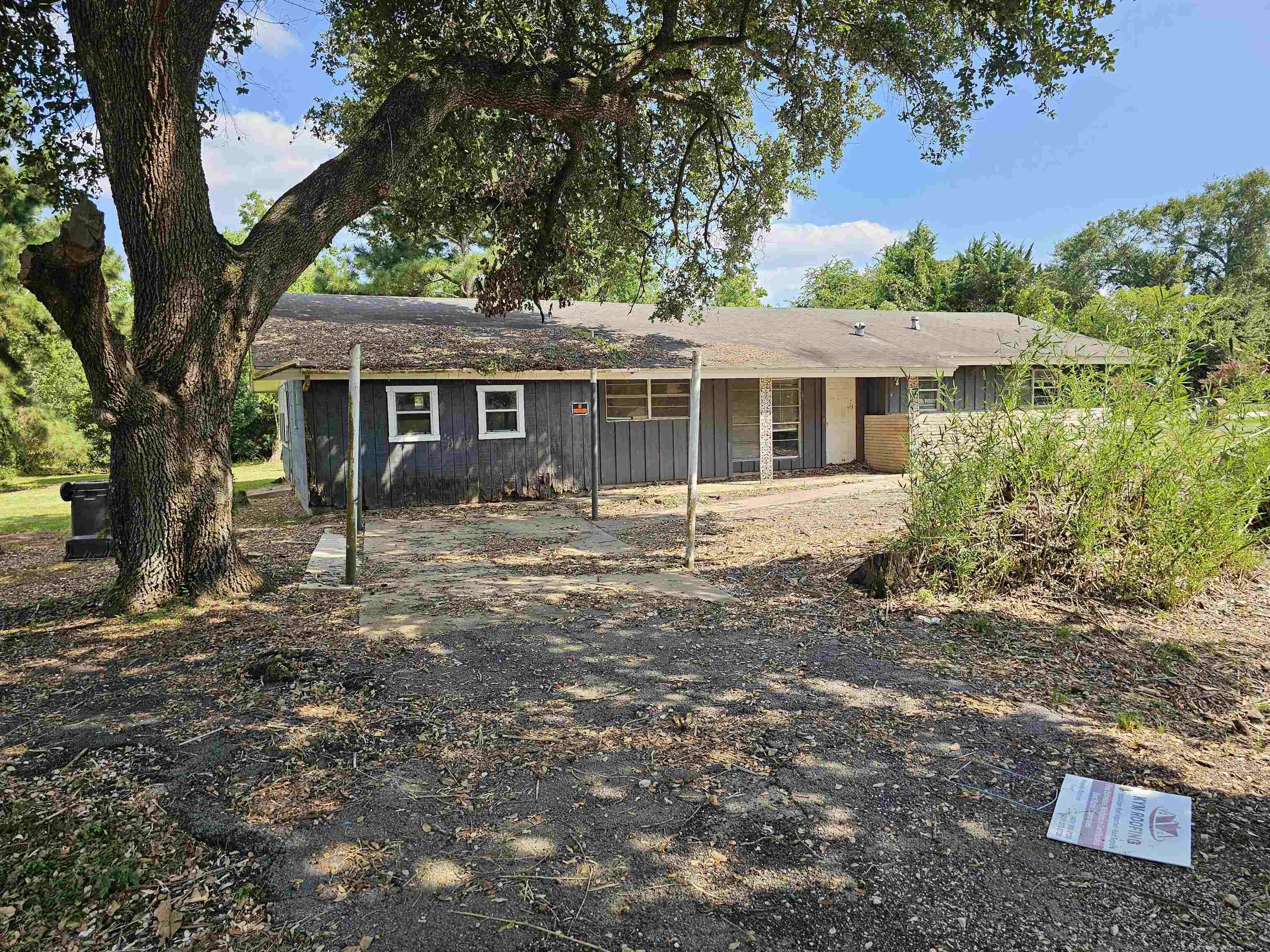 Norbert St, Bridge City, TX 77611