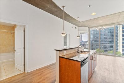 1508 - 855 Peachtree Street Ne, Condo with 2 bedrooms, 1 bathrooms and 1 parking in Atlanta GA | Image 3