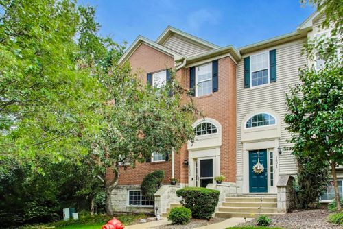 133 Rachel Ave, Willow Springs, IL, 60480-1621 | Card Image