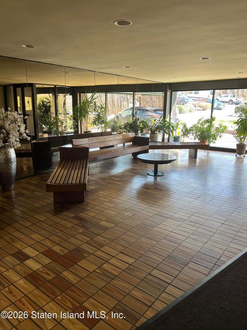 5b-850 Howard Avenue, Staten Island, NY, 10301 | Card Image