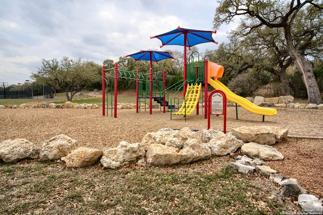 1411 Frontier, House other with 5 bedrooms, 3 bathrooms and null parking in Spring Branch TX | Image 66
