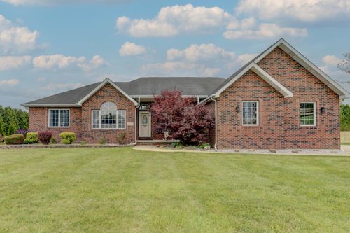 923 Tiller Dr, Valparaiso, IN, 46385-1304 | Card Image
