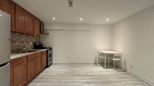basement-8 Hacienda Dr, Richmond Hill, ON, L4E3X1 | Card Image