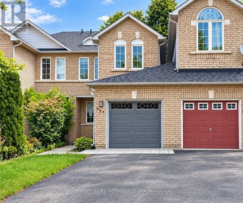 397 Ferndale Drive S, Barrie (Ardagh), ON, L4N0M1 | Card Image