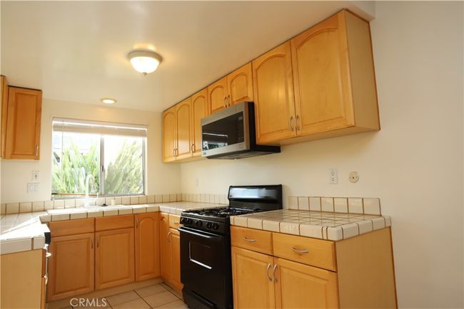 Kitchen | Image 8