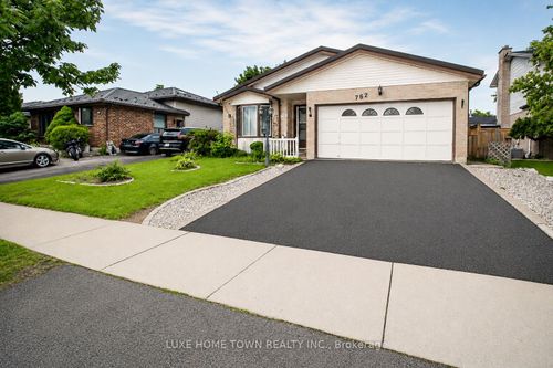 762 Railton Ave, London, ON, N5V4E4 | Card Image