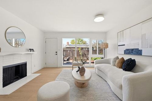 647 Toyon Ave, Sunnyvale, CA, 94086 | Card Image