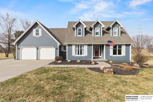 18104 Murray Trl, Gretna, NE, 68028-5506 | Card Image