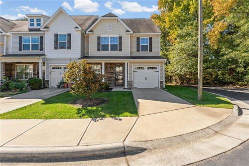 121 Tilleys Grove Dr, Kernersville, NC, 27284-6055 | Card Image