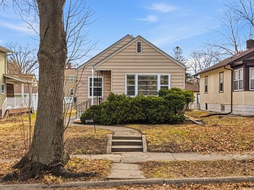 3722 Queen Ave N, Minneapolis, MN, 55412-1910 | Card Image