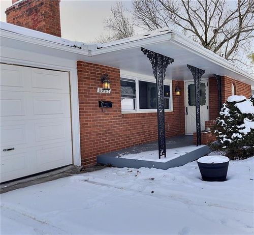 8023 Freeman Ave, Kansas City, KS, 66112-2136 | Card Image