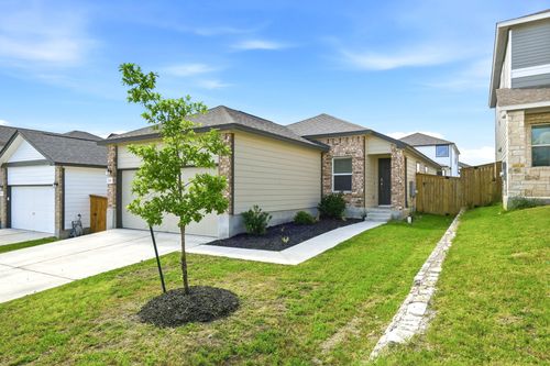 220 Lucky Texan Road, Jarrell, TX, 76537 | Card Image