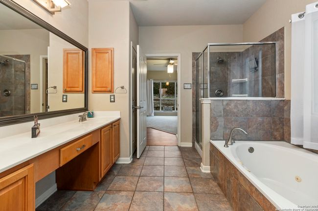 9223 Saucedo Dr, House other with 5 bedrooms, 4 bathrooms and null parking in Helotes TX | Image 14