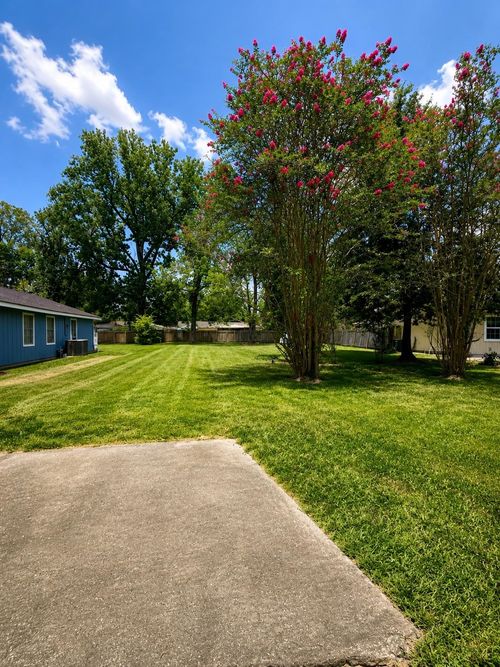3942 Broadmoor Dr., Beaumont, TX, 77707 | Card Image