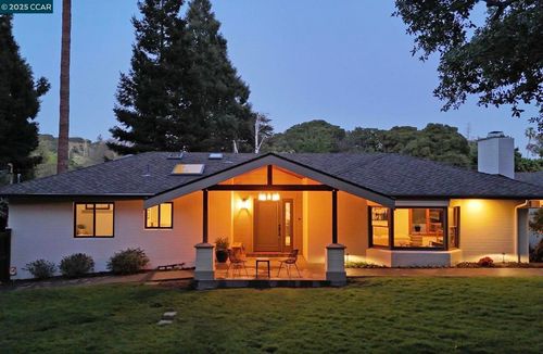 4421 Canyon Way, Martinez, CA, 94553-3727 | Card Image