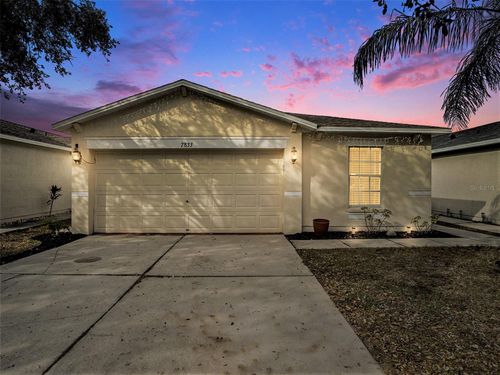 7833 Carriage Pointe Drive, GIBSONTON, FL, 33534 | Card Image