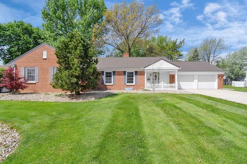 56 Harriette Dr, Shelby, OH, 44875-1814 | Card Image
