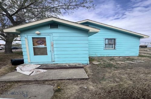 213 5th Ave Ne, Cut Bank, MT, 59427-2716 | Card Image