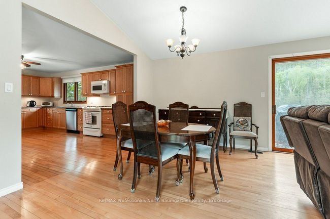 1080 Queens Line Rd, House other with 3 bedrooms, 1 bathrooms and 6 parking in Minden Hills ON | Image 12