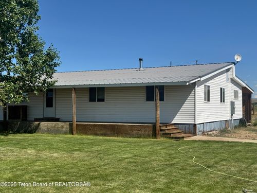 19 Sandy Ln, Pinedale, WY, 82941 | Card Image